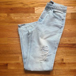 MISSGUIDED HIGH WAIST DISTRESSED DENIM